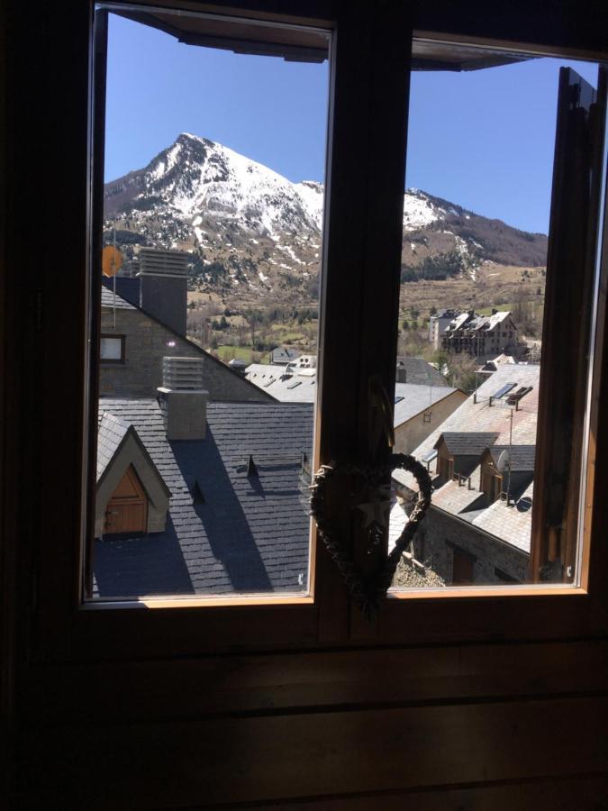 Esplendido Atico En Sallent Con Vistas Sallent de Gállego Esterno foto