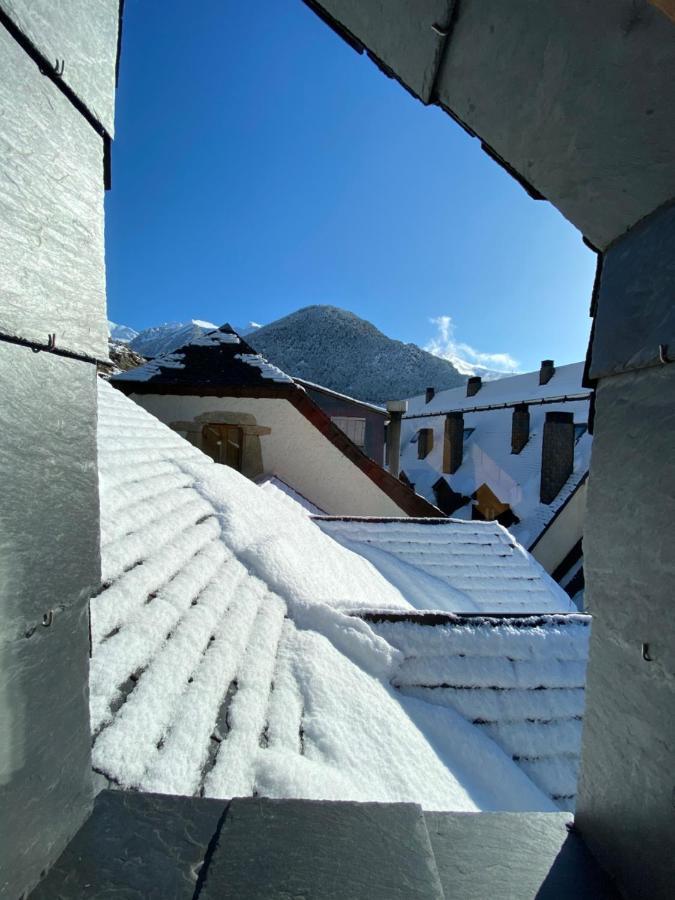 Esplendido Atico En Sallent Con Vistas Sallent de Gállego Esterno foto