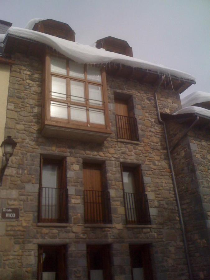Esplendido Atico En Sallent Con Vistas Sallent de Gállego Esterno foto